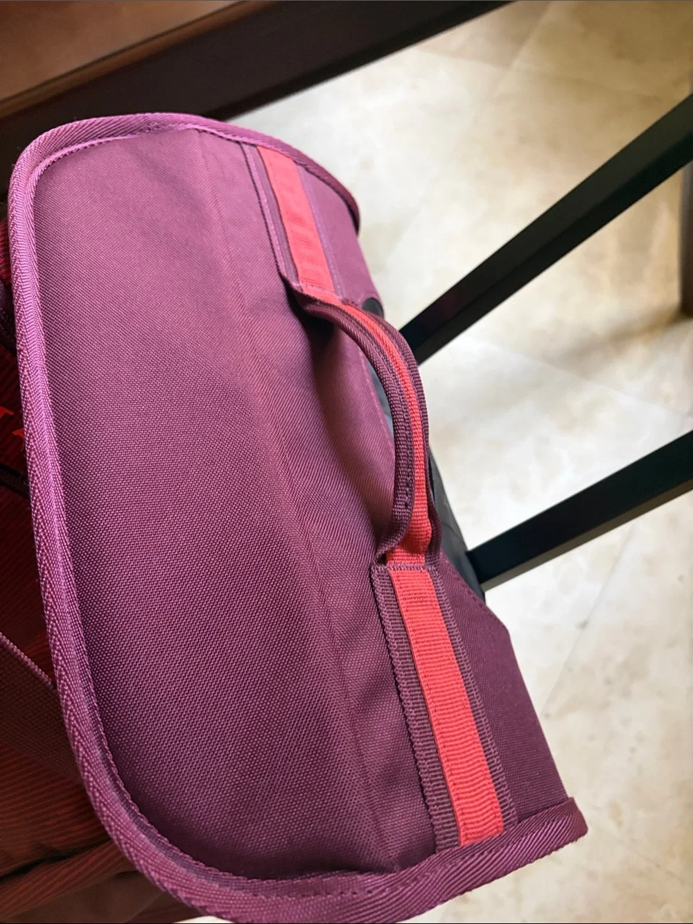 Kipsta Rolling Bag - Burgundy